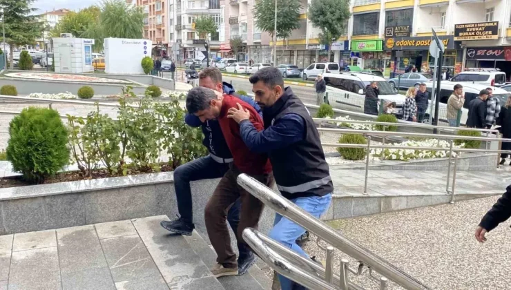 Çorum’da Oğul, Tartıştığı Babasını Tüfekle Vurarak Öldürdü