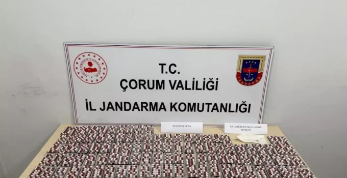Çorum’da Uyuşturucu Operasyonu: 3 Bin 895 Adet Sentetik Ecza Ele Geçirildi