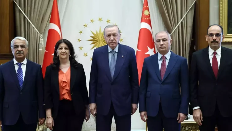 Cumhurbaşkanı Erdoğan ile İmralı heyeti arasındaki görüşme başladı