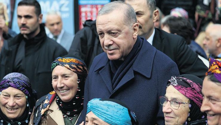Cumhurbaşkanı Recep Tayyip Erdoğan, Rize’de gençlere seslendi: ‘Gazze’ye önce ben sonra siz gideceksiniz’