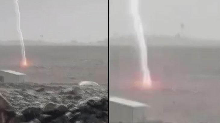 Diyarbakır'da yıldırım düşme anı kamerada! Çevreyi aydınlatan ışık ve ses dikkat çekti