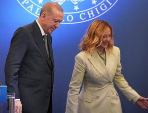 Dünya basınının dikkatini çekti: Cumhurbaşkanı Erdoğan’dan Meloni’ye esprili uyarı… ’13 yıl önce bırakmıştı’