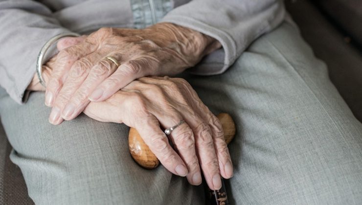 Dünya çapında yaşlı nüfusun 2050’de 2.1 milyarı bulması bekleniyor