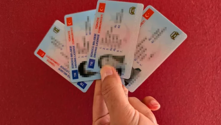Ehliyet yenileme için bugün son gün! Yarından itibaren ücret 7 bin 500 liraya çıkacak