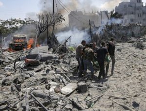 Hamas barışı kabul etti: İsrail saldırıları durmadı! Askerler insani yardım bekleyen sivillere ateş açtı