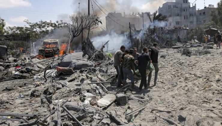 Hamas barışı kabul etti: İsrail saldırıları durmadı! Askerler insani yardım bekleyen sivillere ateş açtı