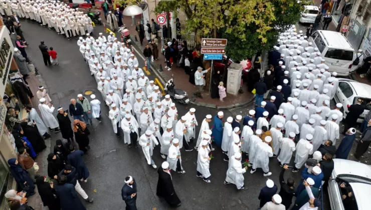 İsmailağa cemaatinden "icazet" etkinliği! Yavuz Sultan Selim Camii’ne yürüdüler