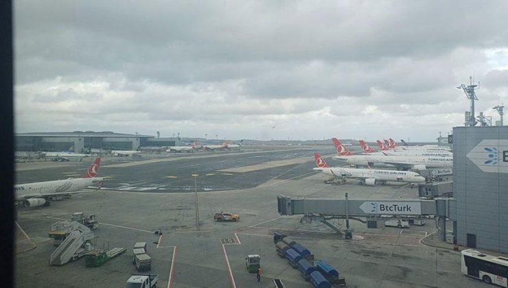 İstanbul Havalimanı’nda rüzgar engeli: Uçaklar havada tur attı
