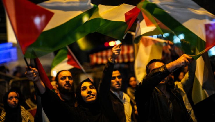 İstanbul’da İsrail Konsolosluğu önünde Filistin’e destek eylemi