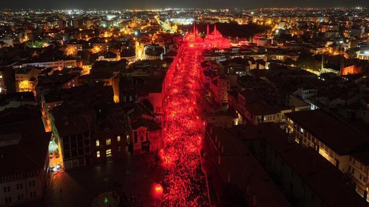 Konya'da Filistin'e destek! 'Sessiz yürüyüş'te her yer kıpkırmızı