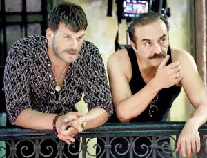 Organize İşler geri dönüyor! Kıvanç Tatlıtuğ sette ilk kez görüntülendi