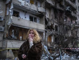 Rus ordusu Donetsk’te ilerliyor: Putin’den ABD’ye ‘Tomahawk’ uyarısı