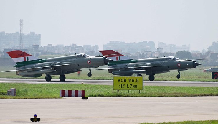 Rusya ve Hindistan ortak askeri tatbikat düzenliyor