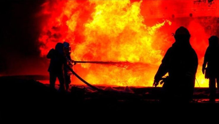 Rusya’da petrol rafinerisinde yangın