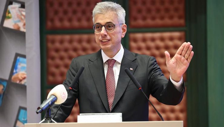 Sağlık Bakanı Kemal Memişoğlu, Ankara'da gençlerle bir araya geldi