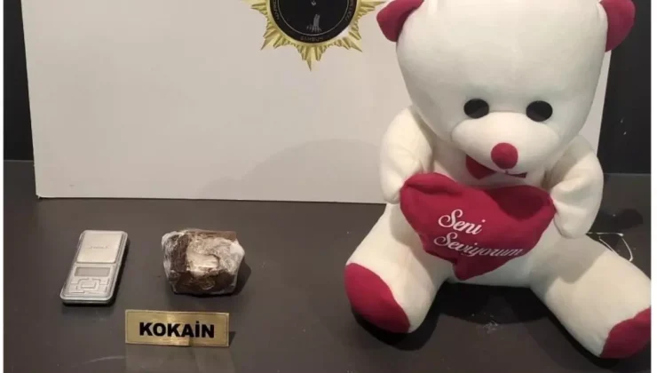 Samsun’da oyuncak ayıda gizlenmiş 150 gram kokain ele geçirildi