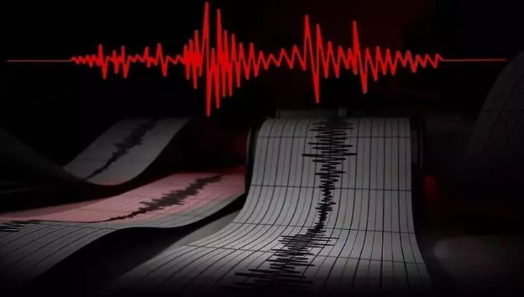 SON DAKİKA! Kütahya'da 4.9 büyüklüğünde deprem! Deprem İstanbul'da da hissedildi