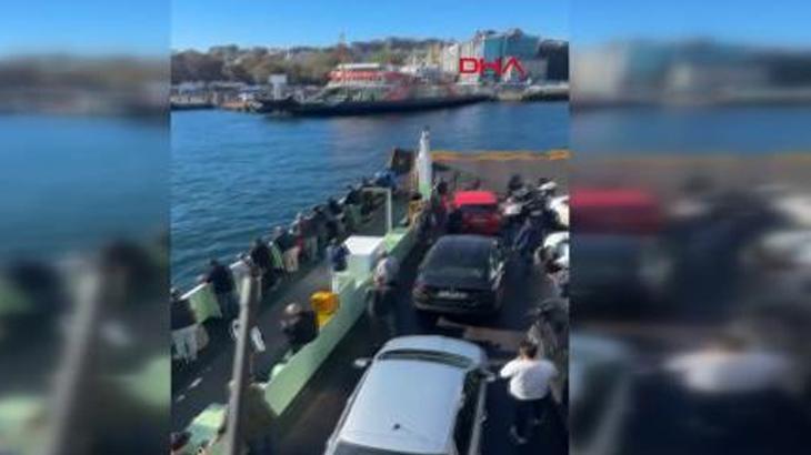 Son dakika: Sirkeci'de feribot iskeleye çarptı