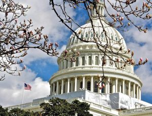 Trump bütçe krizini fırsata çevirme peşinde