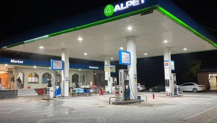 Türkiye’de 300’den fazla istasyonu var! Akaryakıt devi resmen satıldı