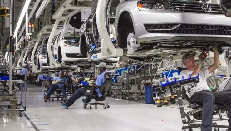 Türkiye’de yok satıyor! Alman otomotiv devi 2 modelin üretimini durduruyor