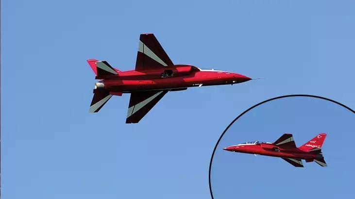 Türkiye'nin ilk milli jet eğitim uçağı HÜRJET'ten 300. test uçuşu
