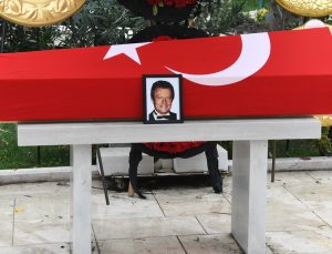 Zeki Başeskioğlu son yolculuğuna uğurlandı