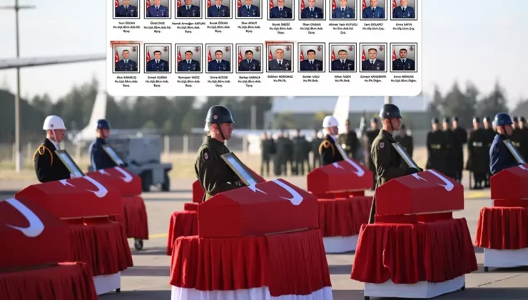 20 şehidimiz için Mürted Komutanlığı’nda tören düzenlendi