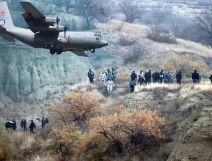 20 şehit verdiğimiz kargo uçağı neden düştü? İki ihtimal üzerinde duruluyor