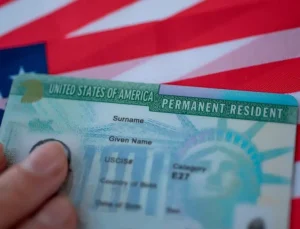 ABD, 19 ülke vatandaşının ‘Yeşil Kart’larını incelemeye alıyor