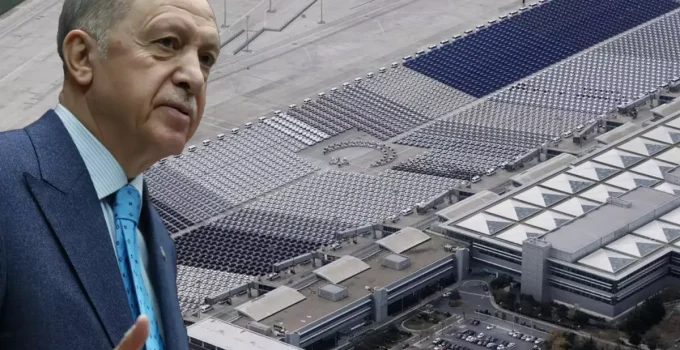 Atatürk Havalimanı’nda teslime hazır 9 bin 200 araç tek karede görüntülendi