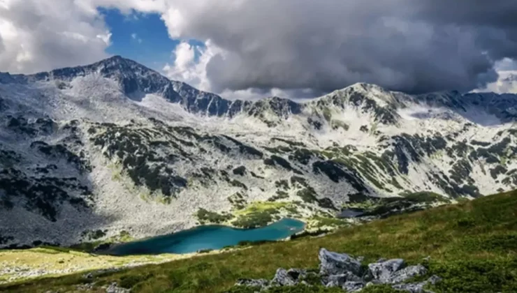 Bulgaristan’da 17 yıldır aranan ve öldüğü sanılan kişi dağda kamp yaparken bulundu