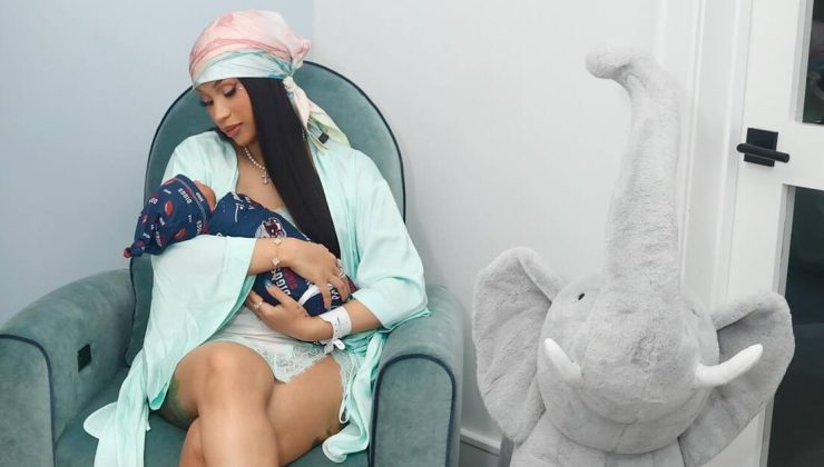 Cardi B dördüncü çocuğunun ilk fotoğrafını paylaştı