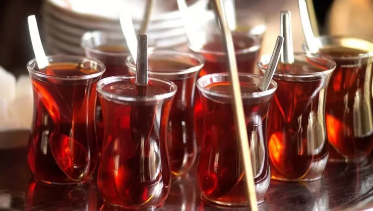 Çayın yanında getirdikleri limona bile para istediler