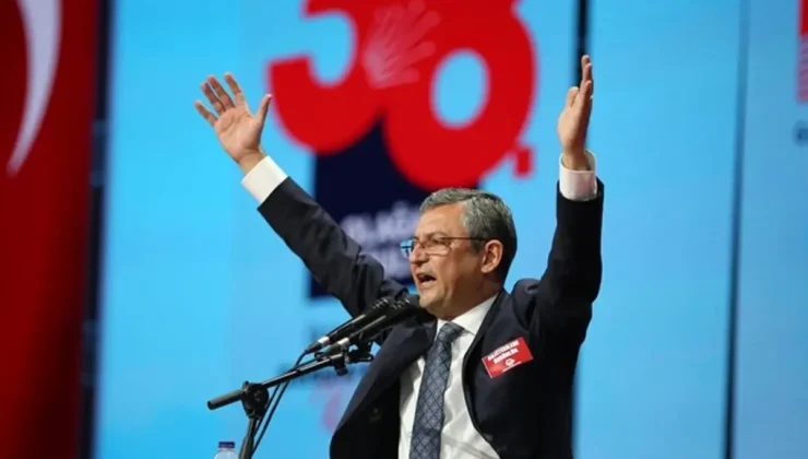 CHP’nin şaibeli kurultay davası ertelendi