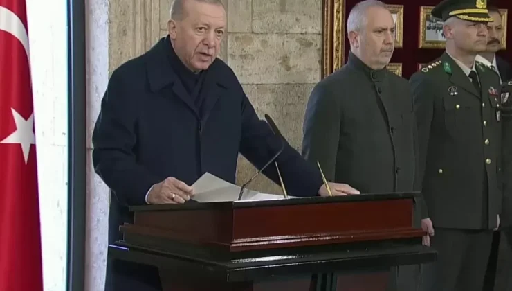 Cumhurbaşkanı Erdoğan, Anıtkabir’de! İşte Özel Defter’e yazdığı not