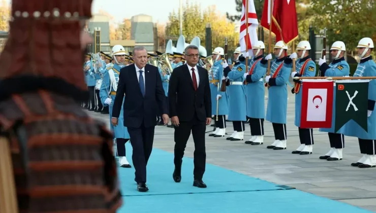 Cumhurbaşkanı Erdoğan, KKTC Cumhurbaşkanı Tufan Erhürman’ı resmi törenle karşıladı