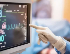 Dünya bu olayı konuşuyor! Yoğun bakımda kan donduran cinayet!