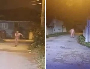 Düzce bu görüntüleri konuşuyor! Dilenci çırılçıplak soyunup kaçtı