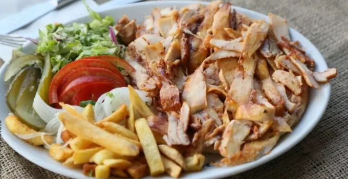 Ev Yapımı Tavuk Döner Tarifi Sosyal Medyada Viral Oldu