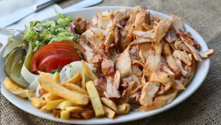 Ev Yapımı Tavuk Döner Tarifi Sosyal Medyada Viral Oldu