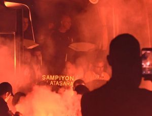 Galatasaray, Kocaeli’nde coşkulu karşılama!