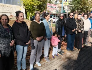 Haberi duyan Tuncelili sokağa döküldü! Hepsi birlikte nöbet tutmaya başladılar