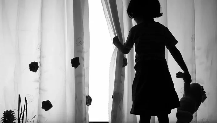 İngiltere’de sosyal hizmetlerin bakımındaki 2 bin 400’den fazla çocuk kayboldu