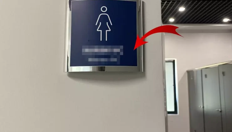 Kadın WC tabelası gitti, yerine gelen bir hayli ilginç