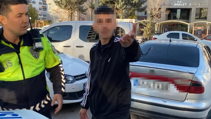 Kafede yakalandı, kesilen cezaya pişkince yanıt verdi