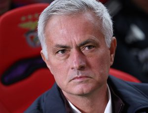Mourinho’dan Benfica’yı şoke eden talepler! ‘Sil baştan’ dedi
