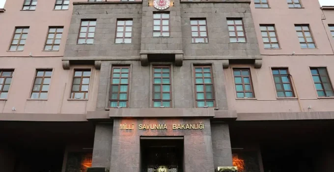 MSB: Şehit bilgilerini paylaşan emekli askerlerin orduevlerine girişleri yasaklandı