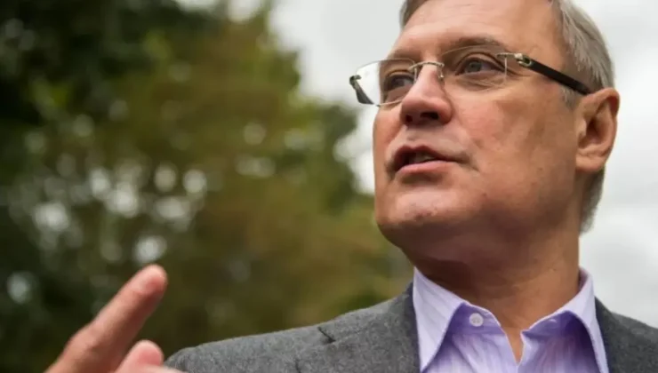 O ülkenin eski başbakanı artık terör listesinde