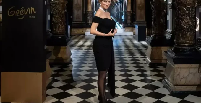 Paris’teki Grévin Balmumu Müzesi, Prenses Diana’yı intikam elbisesi ile koleksiyonuna ekledi